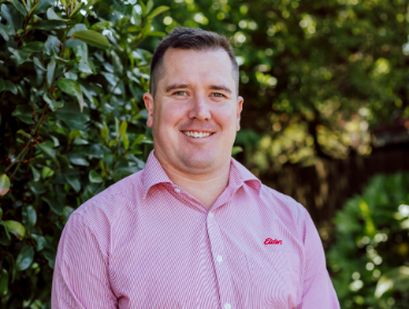 Profile photo of Simon Hepworth